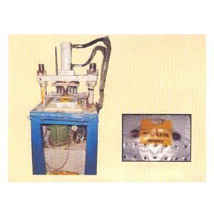 > </div>
<div class=